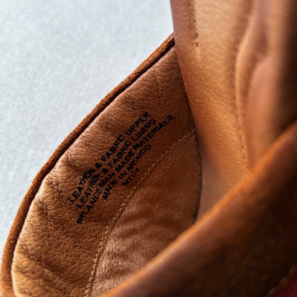 Born Bandy Clogs - Southwest Handwoven Blanket Red - Womens Size 7/38 - Picture 8 of 10